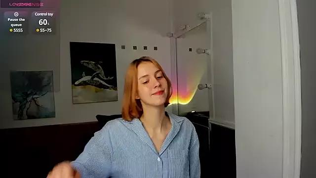 Linapuff from StripChat is Freechat