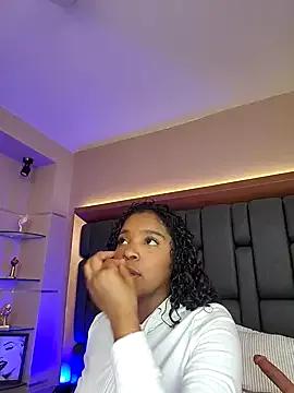 LisaMendez from StripChat is Freechat