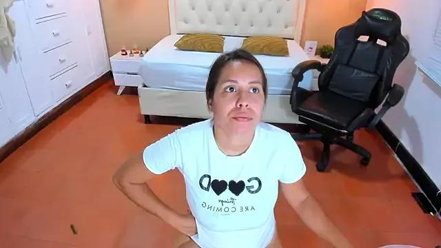 lissa_jhonsoon from StripChat is Freechat