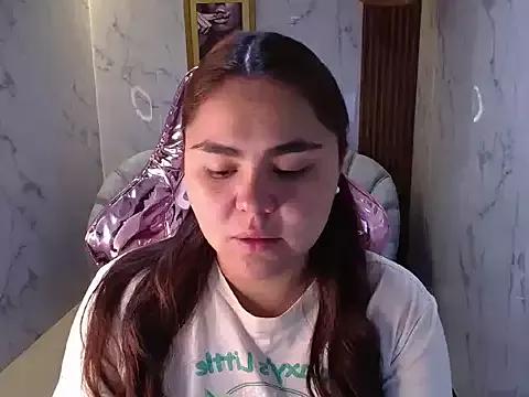 little_peach_s from StripChat is Freechat