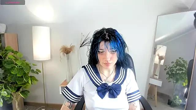 LolaHarrison from StripChat