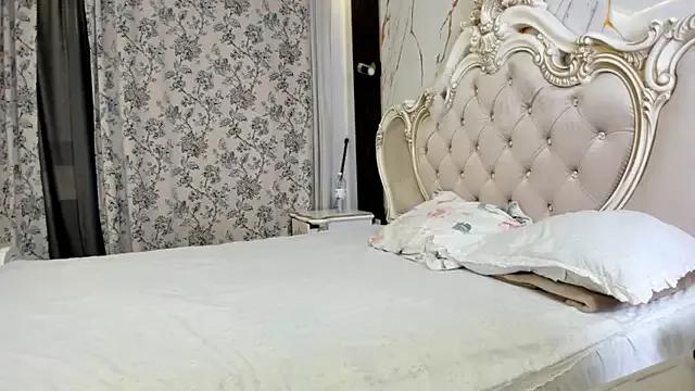 lora_chan from StripChat is Freechat