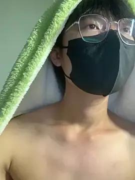 Louis_en_20y from StripChat is Freechat