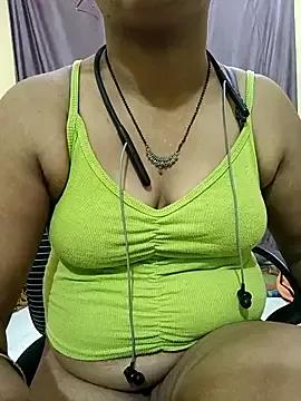 Love-pari08 from StripChat is Freechat