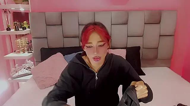 lucy_darkangel from StripChat is Freechat