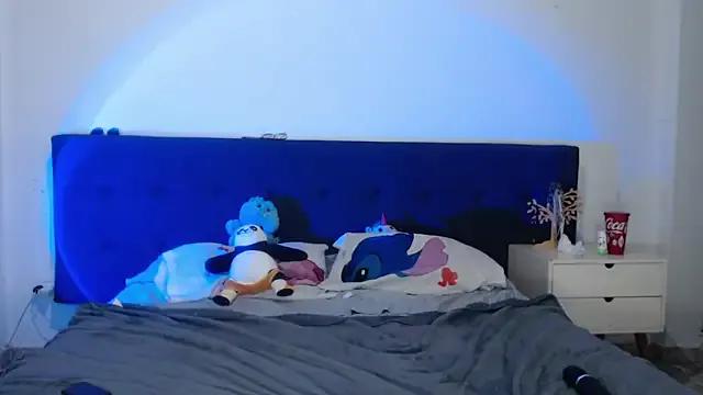 Luna_palmerau from StripChat