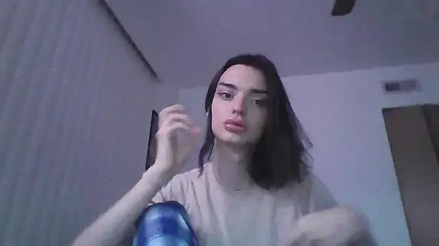 Luna_Samosienko from StripChat is Freechat