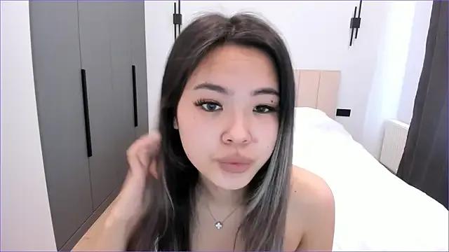 Maakimita from StripChat is Freechat