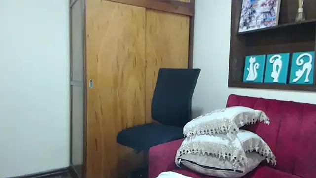 Madam_dali from StripChat is Freechat