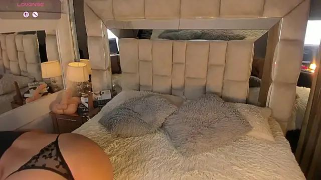MaddyGray_ from StripChat