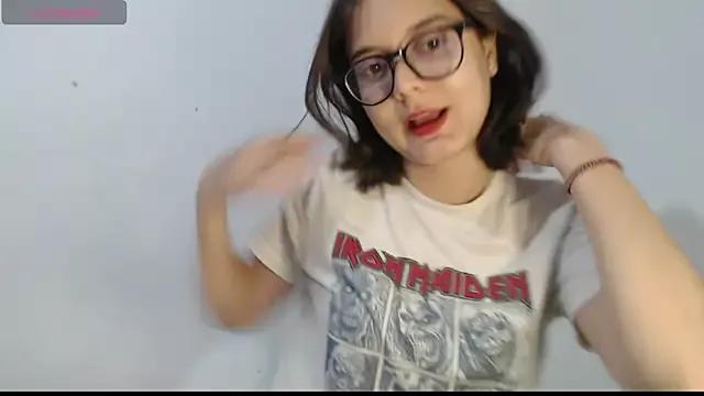 MadieLorez from StripChat is Freechat