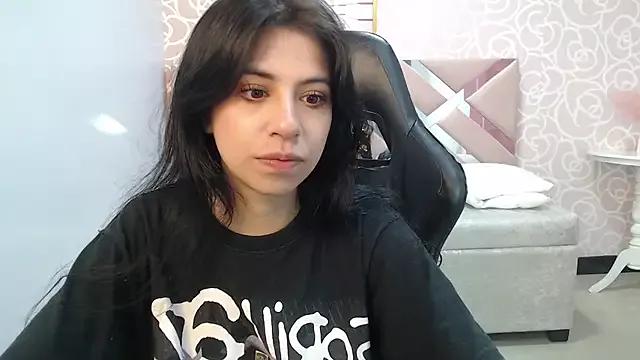Madison08_ch from StripChat is Freechat
