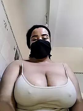 Maraamm from StripChat is Freechat