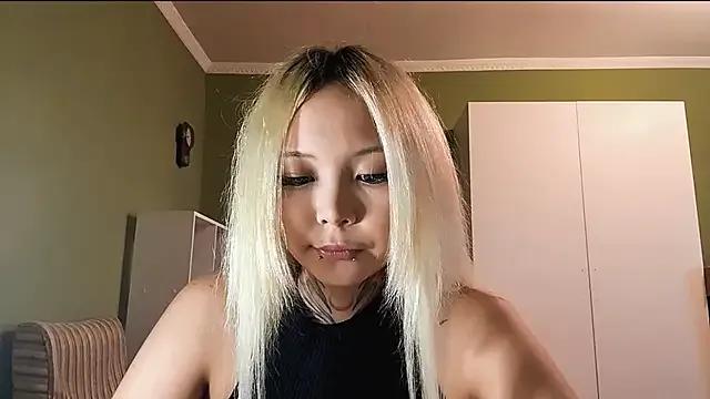 MaritaPescador from StripChat is Freechat