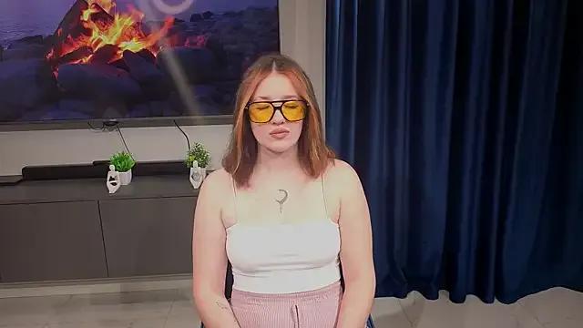 MarlaSemonick from StripChat is Freechat