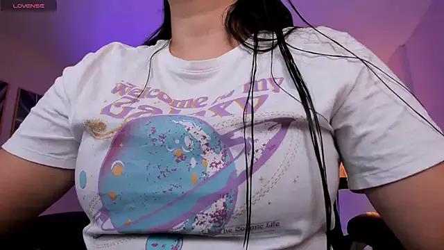 MartinnaBonnet from StripChat is Freechat