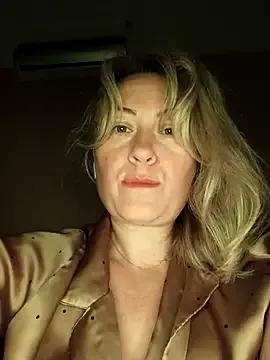 Mary888x from StripChat is Freechat
