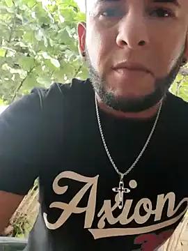 Master_pigdirty from StripChat is Freechat