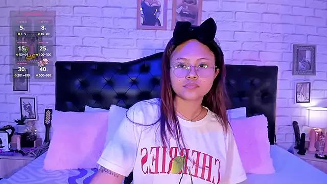 MAYASMITH__ from StripChat is Freechat
