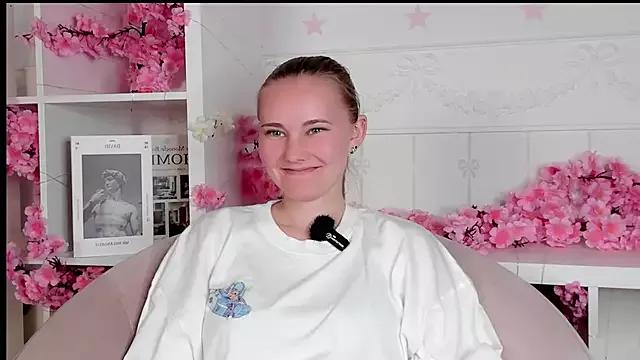 MellisaReid from StripChat is Freechat