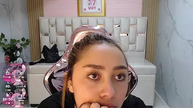 merloth_sub from StripChat is Freechat
