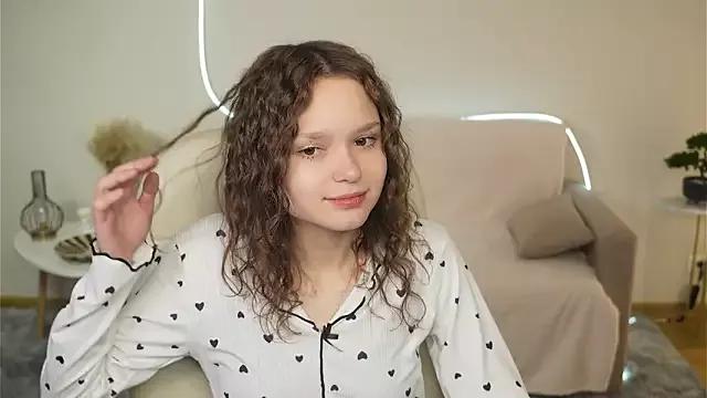 MerylAmber from StripChat is Freechat