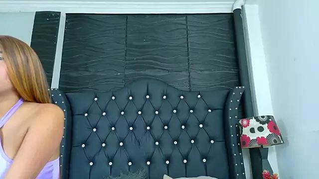 Mia-Danger from StripChat is Freechat