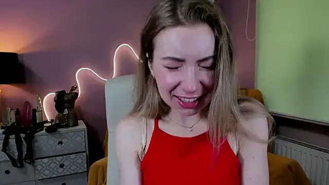 Mia_Tasty from StripChat