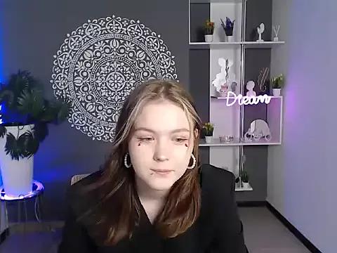 MiaBarek from StripChat is Freechat