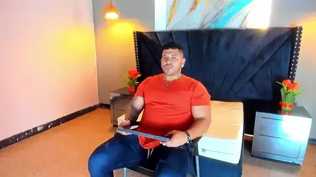 michael_hill1 from StripChat is Freechat