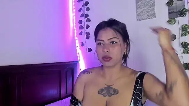 Michluxe_69 from StripChat is Freechat