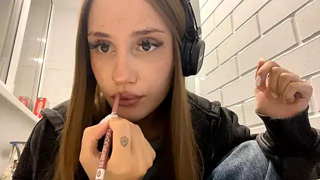 Milena_Awesome from StripChat is Freechat