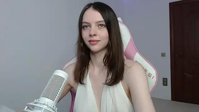 MillanaRush from StripChat is Freechat