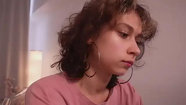 MimiLicks from StripChat is Freechat