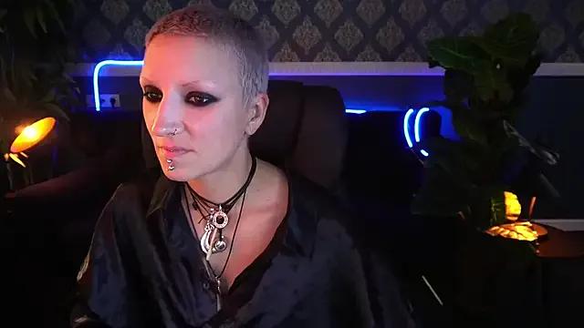 MiraMoon from StripChat is Freechat