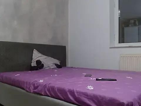 MissHerra2 from StripChat is Freechat