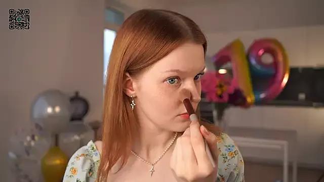 MollyBushh from StripChat is Freechat