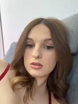 mollymo from StripChat is Freechat