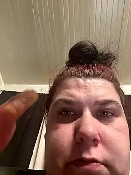 MommyAsia from StripChat is Freechat