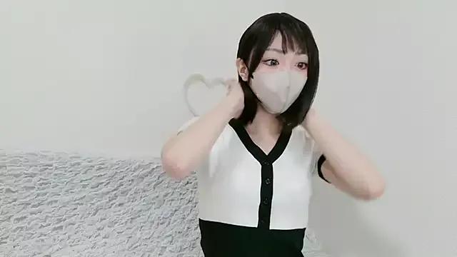 Momochan_777 from StripChat