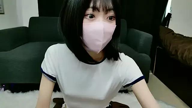 Momochan_777 from StripChat