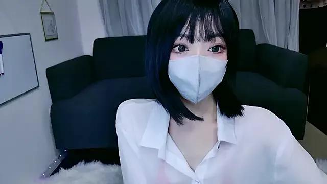 Momochan_777 from StripChat