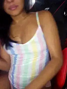 moreninhasilva from StripChat is Freechat