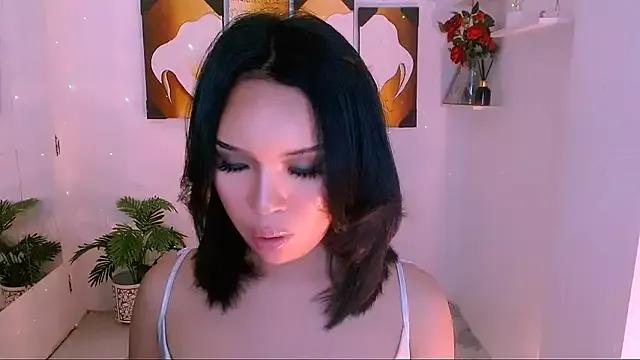 MS_LUNA from StripChat is Freechat