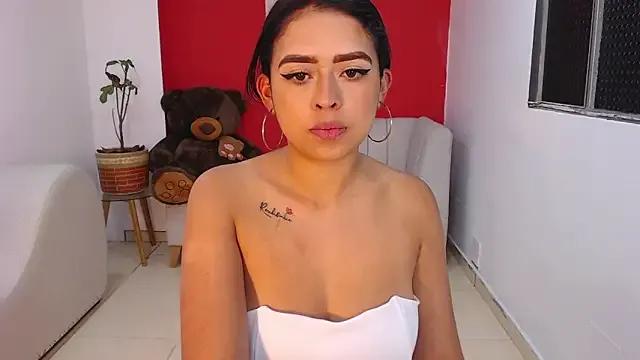 Naia_sweetsex from StripChat