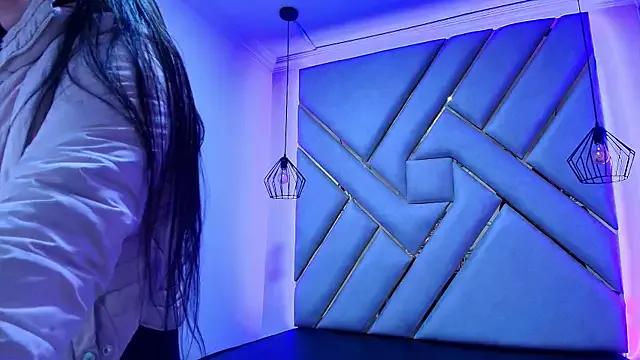 nalalye_cruzz_ from StripChat is Freechat