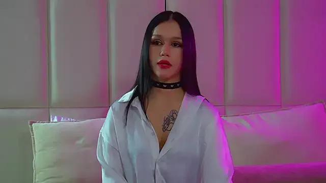 NaomiShannon from StripChat is Freechat