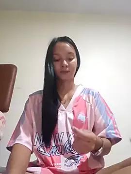 Natural_Asian_Girl from StripChat is Freechat
