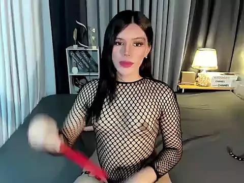naughtyandreaxx from StripChat is Freechat