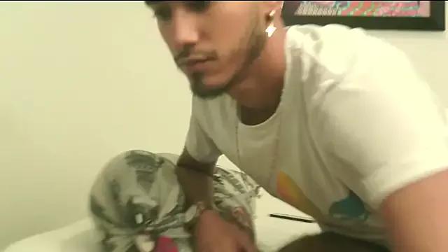 Neo_latinn from StripChat is Freechat
